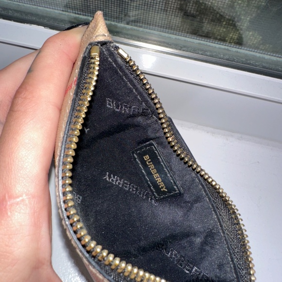 Burberry Check and Leather Zip Card Case - Picture 4 of 6
